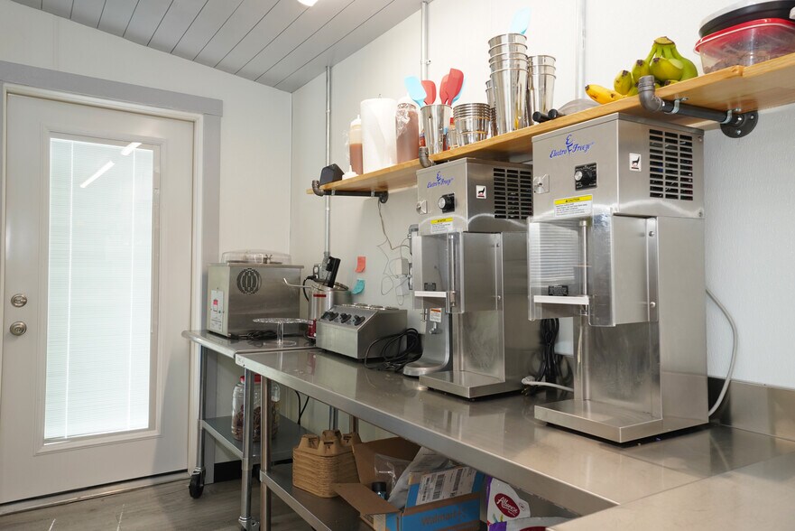 More Photos Of 1391 State Route 66, New Bethlehem Freestanding For Sale