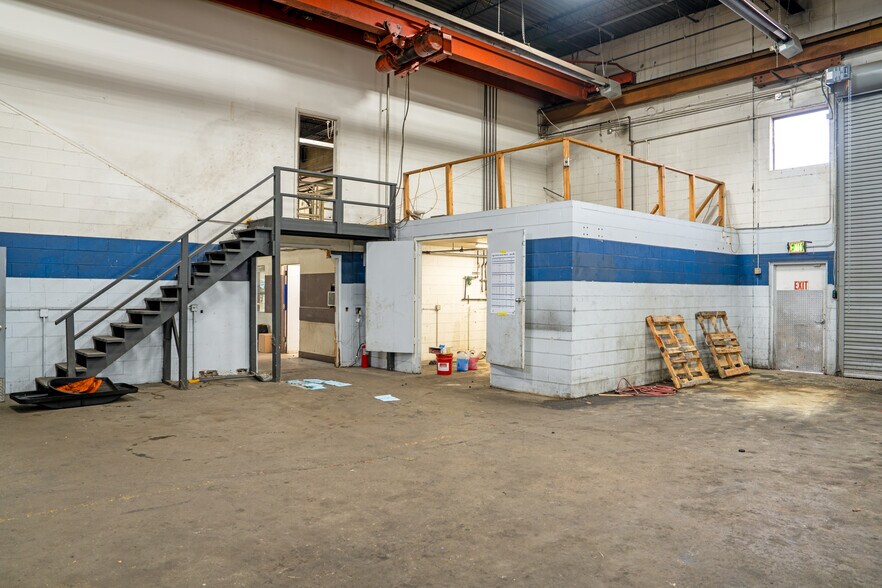 More Photos Of 4695 Ironton St, Denver Service For Lease