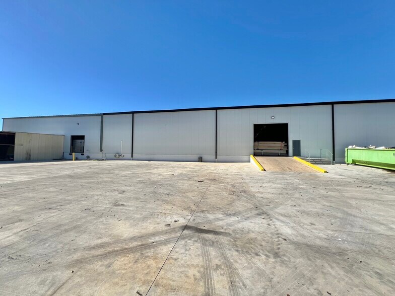 More Photos Of 2135 State Line Rd, Flomaton Warehouse For Sale