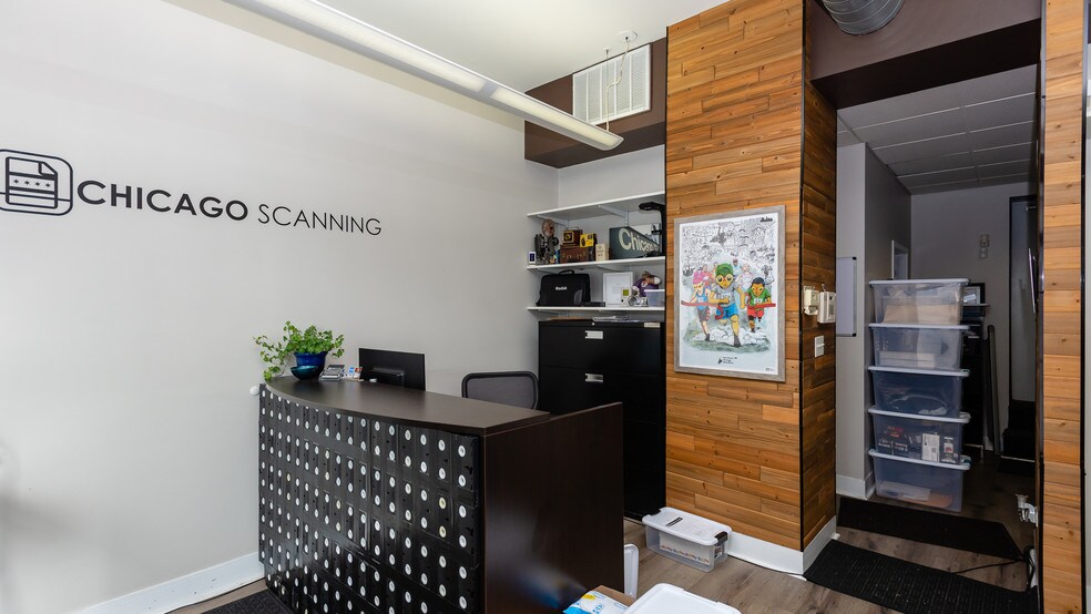 More Photos Of 1338-1346 W Irving Park Rd, Chicago Apartments For Lease