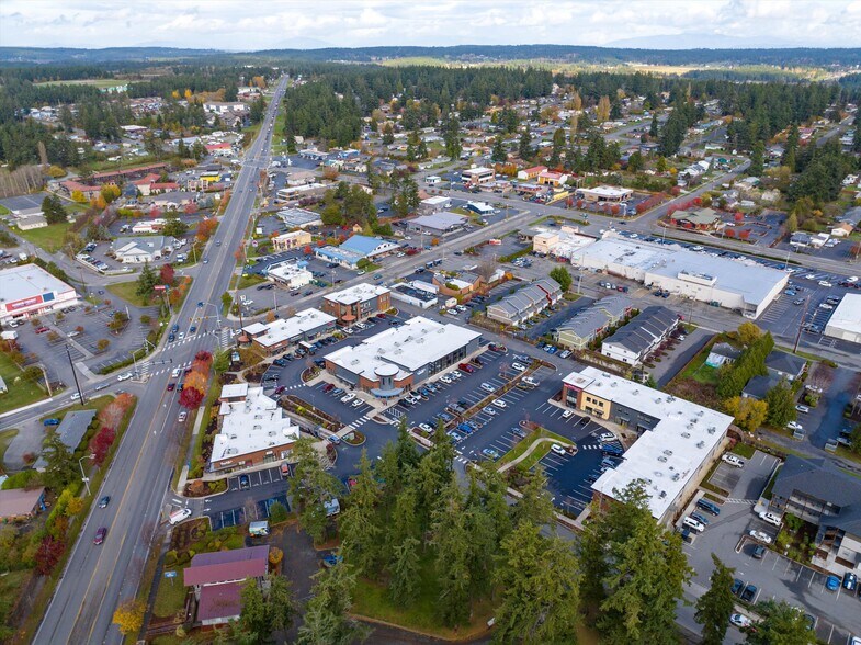 More Photos Of 32650 State Route 20, Oak Harbor Unknown For Lease
