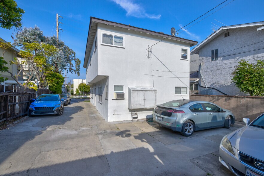 More Photos Of 3731 Glendon Ave, Los Angeles Apartments For Sale