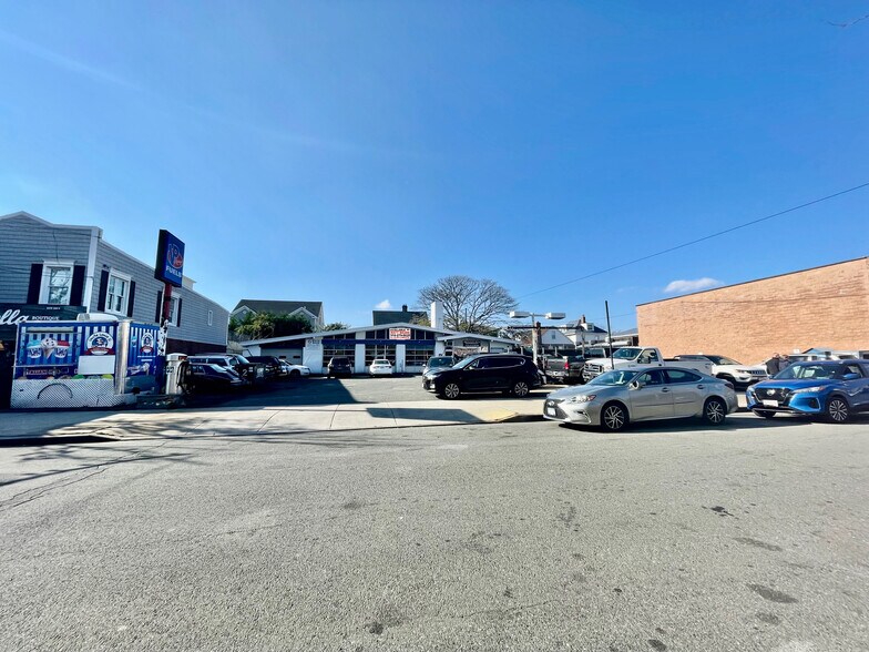 More Photos Of 441 Beach 129th St, Rockaway Park Service Station For Sale
