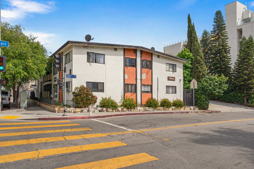 More Photos Of 6610 Selma Ave, Los Angeles Apartments For Sale
