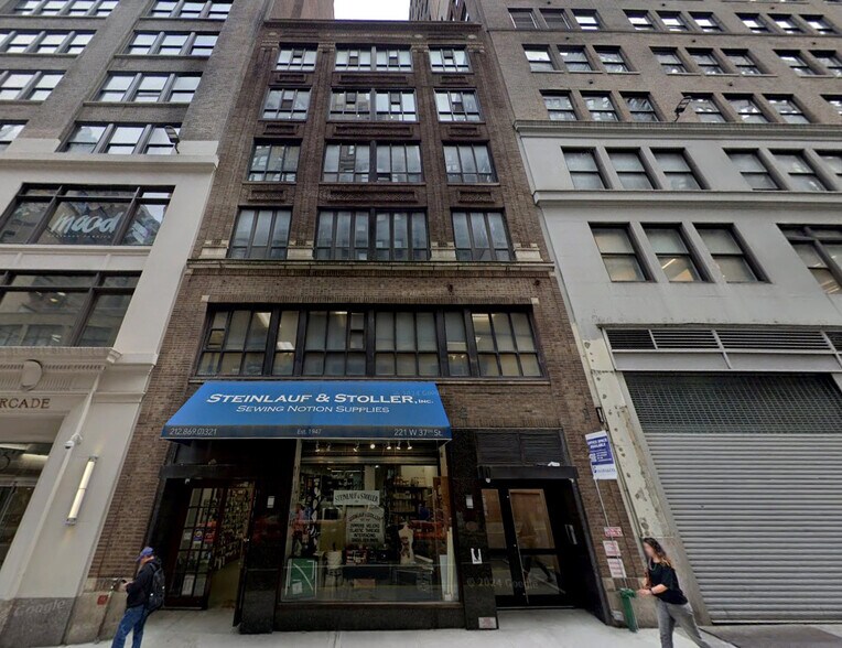 Primary Photo Of 221 W 37th St, New York Office For Lease