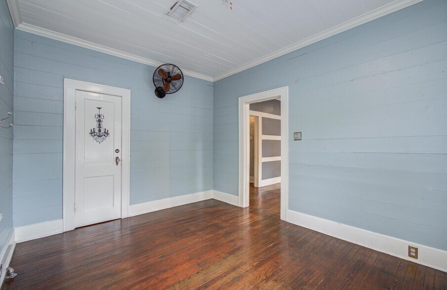 More Photos Of , League City Office For Sale