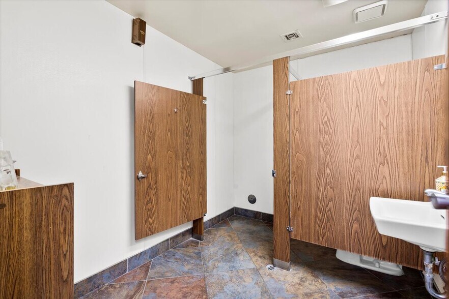 More Photos Of 6550 E Main, Mesa Office For Sale