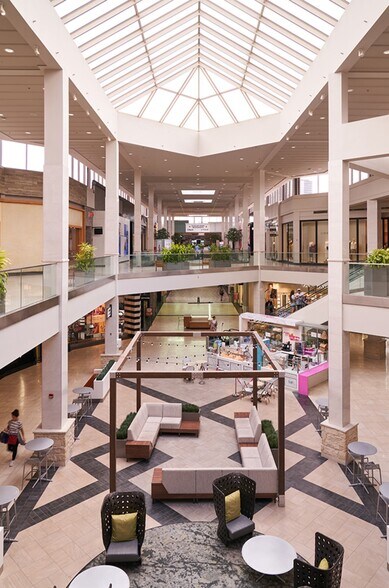 More Photos Of 4400 Ashford Dunwoody Rd NE, Atlanta Unknown For Lease