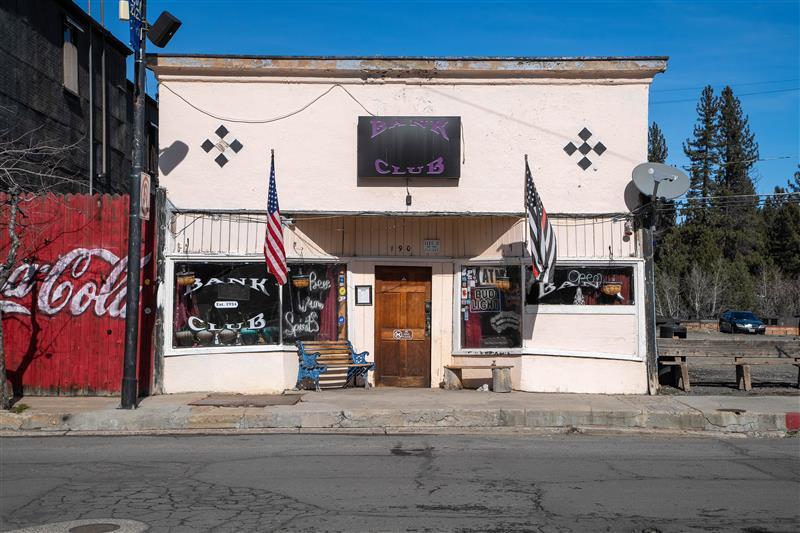 Primary Photo Of 190 Commercial St, Portola Bar For Sale