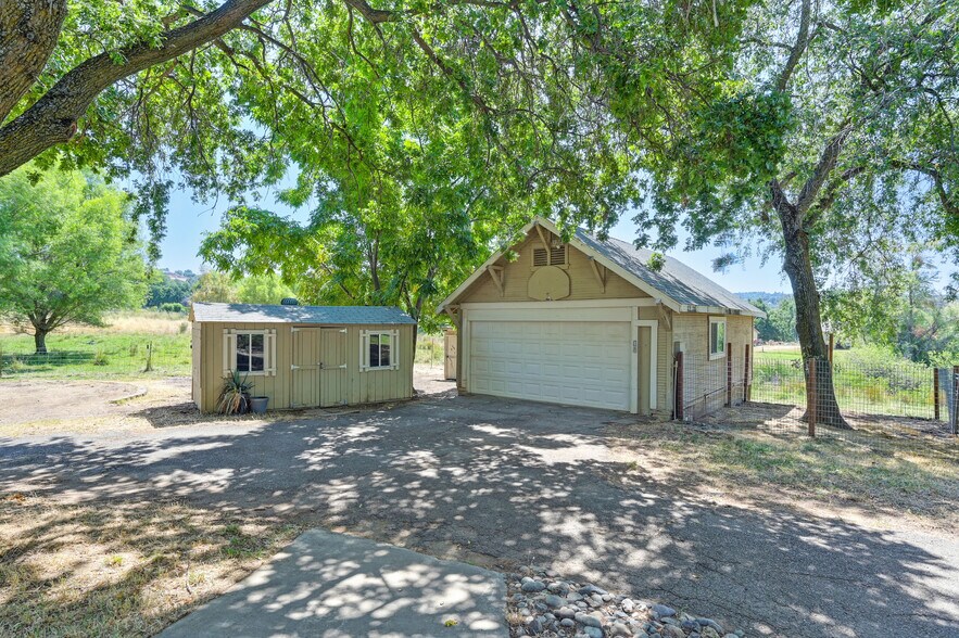More Photos Of 1200 Gold Hill Rd, Newcastle Land For Sale