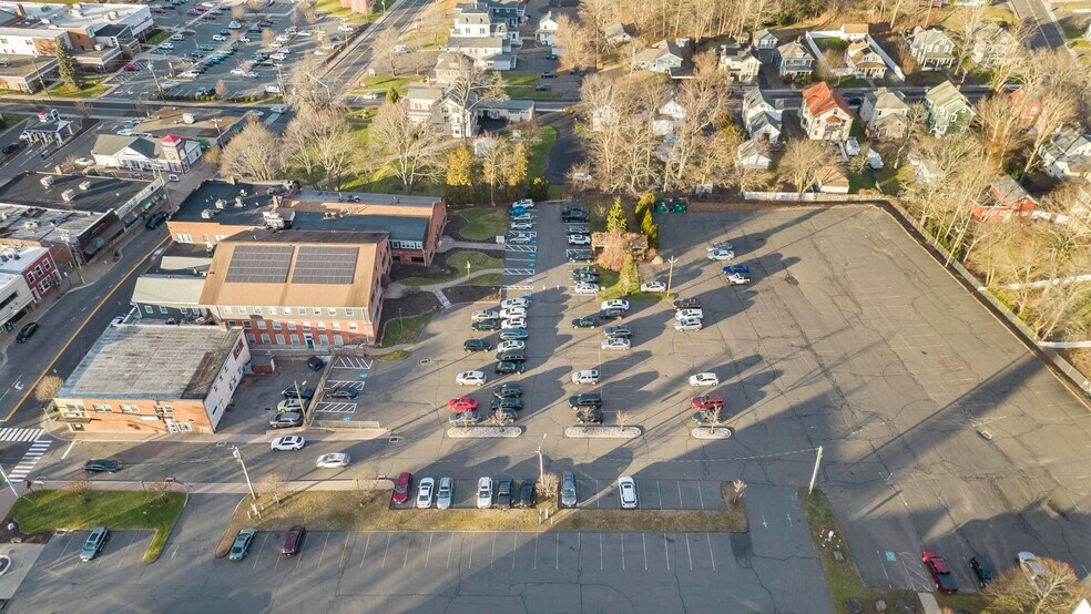 More Photos Of 51 N Main St, Southington Office For Lease