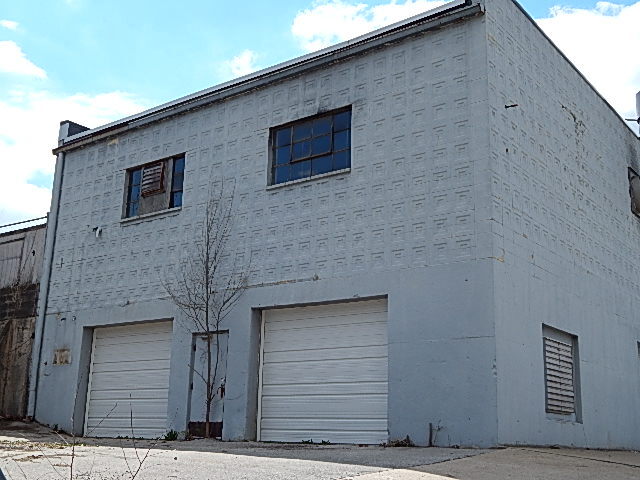 More Photos Of 7901 Prospect Ave, Kansas City Auto Repair For Sale