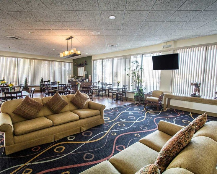More Photos Of 6525 Us Highway 27 N, Sebring Hotel For Sale