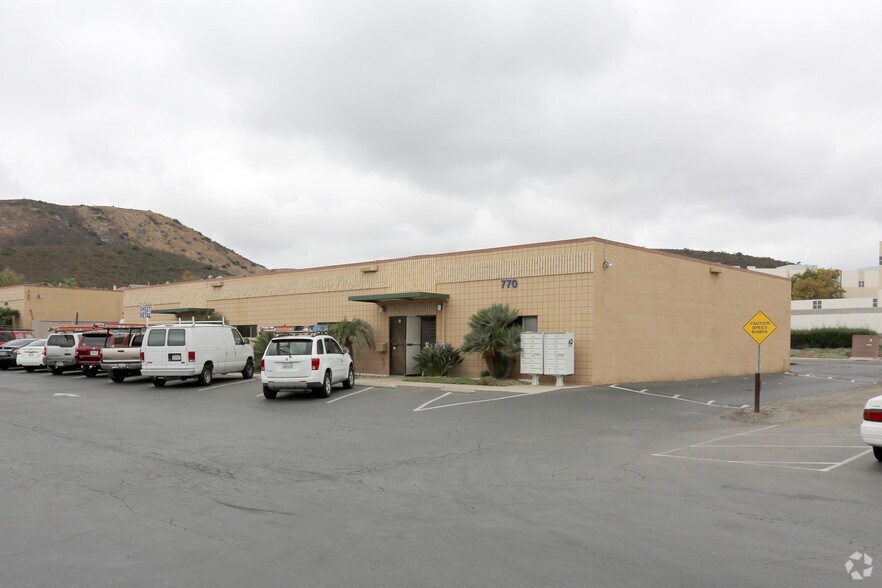 More Photos Of 585 N Twin Oaks Valley Rd, San Marcos Unknown For Lease