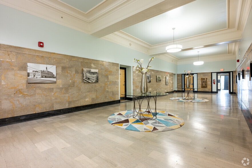 More Photos Of 50 W 4th St, Winston-Salem Apartments For Lease