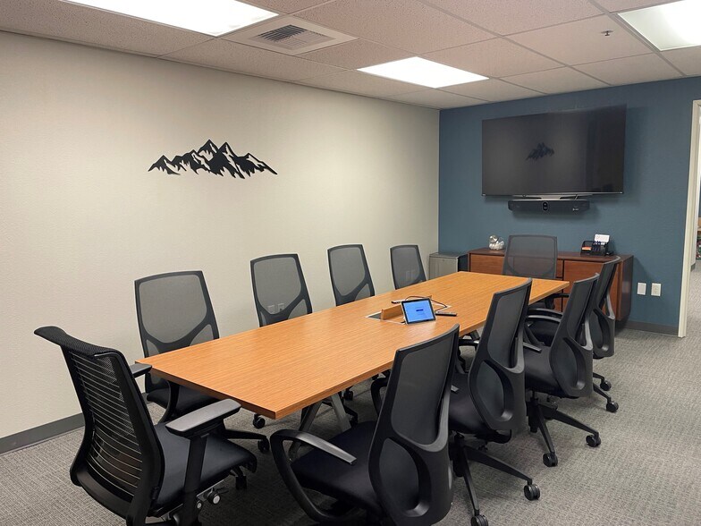 More Photos Of 2015 J St, Sacramento Loft Creative Space For Lease