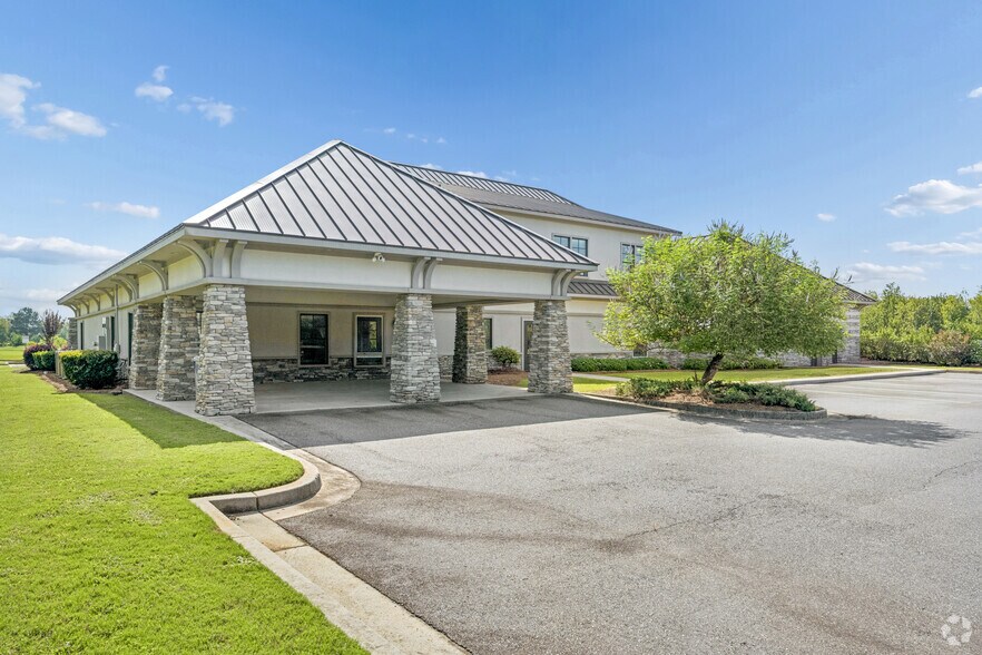 More Photos Of , Warner Robins Office For Sale