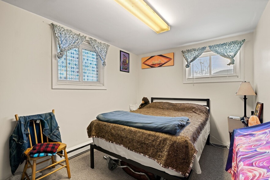 More Photos Of 7-17 School St, Merrimac Apartments For Sale