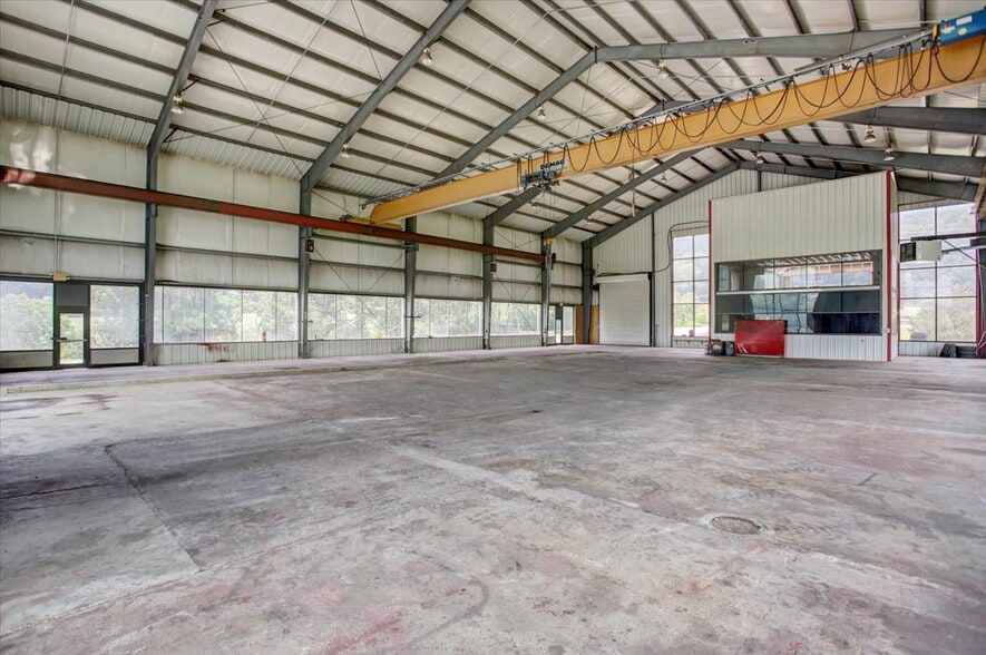 More Photos Of 3771 Pleasant Grove Rd, Warfordsburg Warehouse For Sale