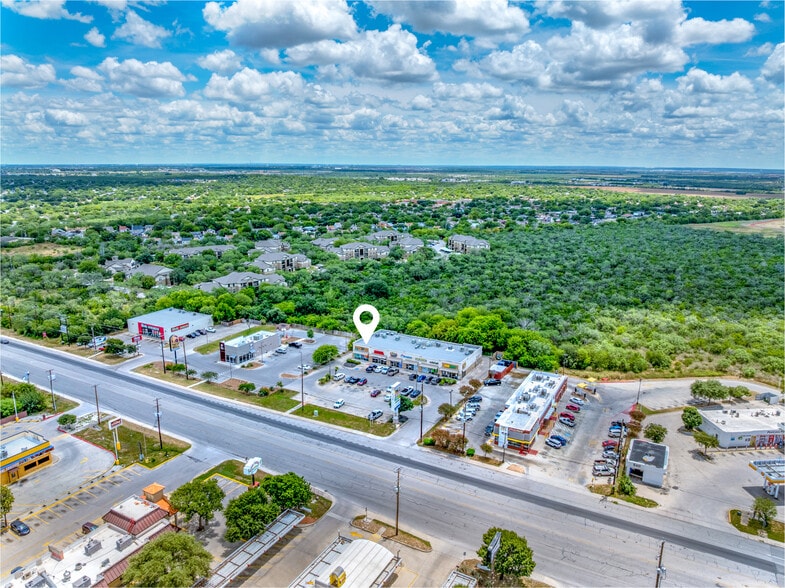 More Photos Of 6338 Old Pearsall Rd, San Antonio Storefront For Lease