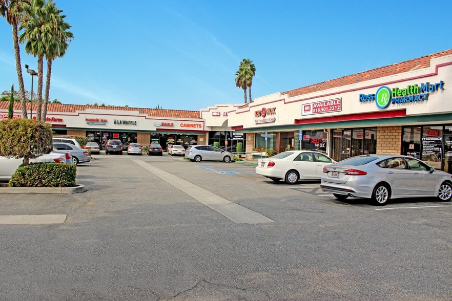 Primary Photo Of 10885-10909 Los Alamitos Blvd, Los Alamitos Storefront For Lease