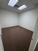 More Photos Of 1034-1050 Bloomingdale Ave, Valrico Storefront Retail Office For Sale