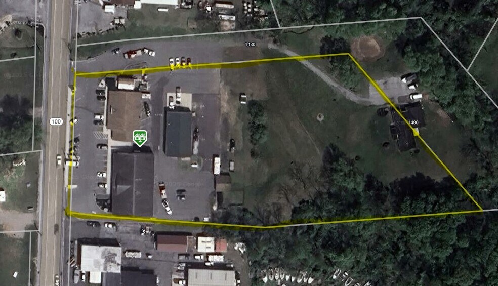 More Photos Of 1486 Rt 100, N. Coventry Twp, Chesco, Pottstown Storefront Retail Office For Sale