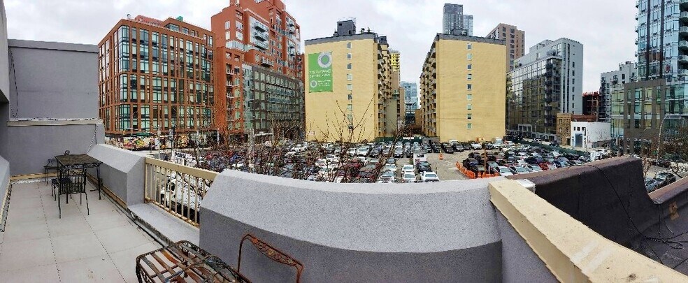 More Photos Of 2409-2411 41st Ave, Long Island City Office For Lease