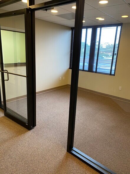 More Photos Of 570 Memorial Cir, Ormond Beach Medical For Lease