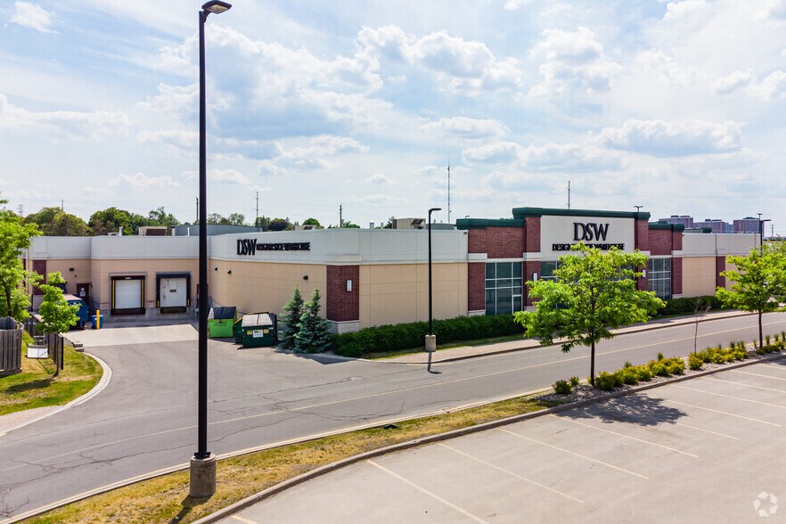More Photos Of 595 Industrial Ave, Ottawa General Retail For Lease