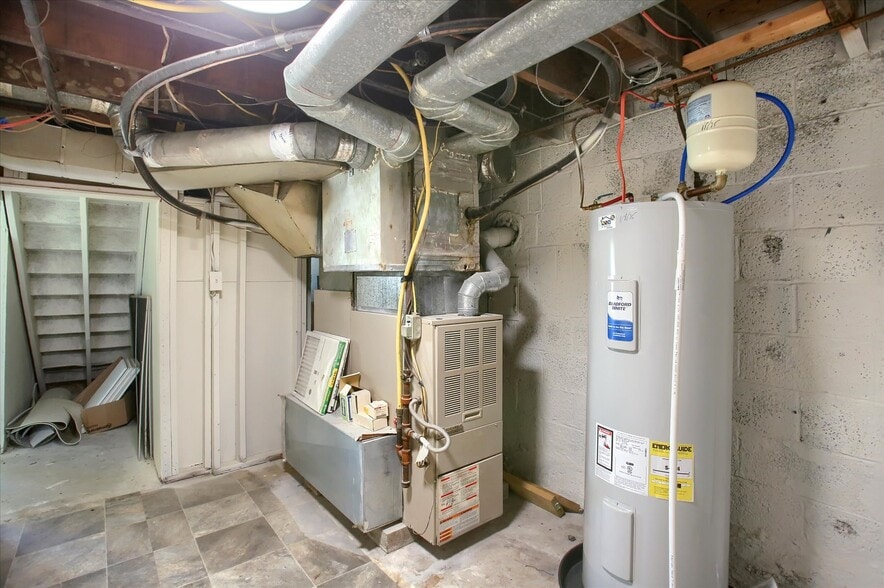 More Photos Of 6 S 15th St, Camp Hill Office For Sale