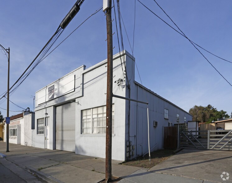 Primary Photo Of 721 Stockton Ave, San Jose Service For Lease