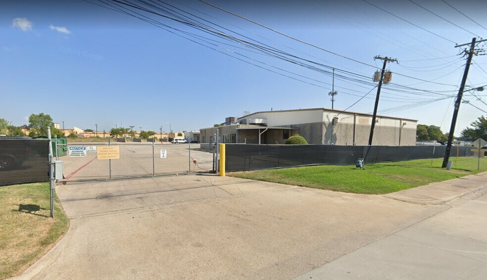 Primary Photo Of 3415 Banning St, Dallas Industrial For Sale