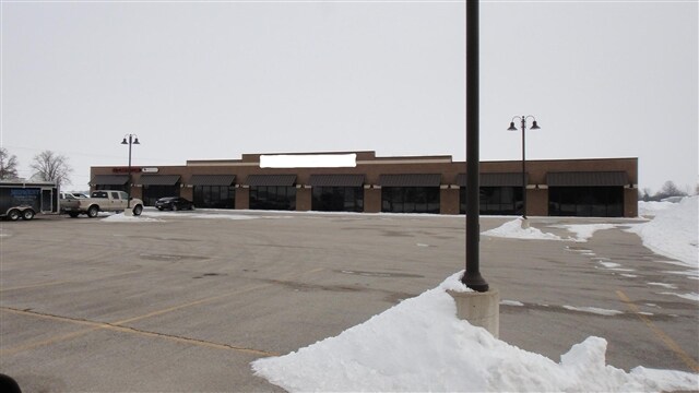 More Photos Of 920 W 500 S, Berne Storefront For Sale