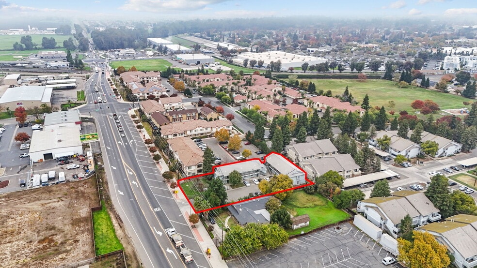 More Photos Of 2790 N State Highway 59, Merced Apartments For Sale