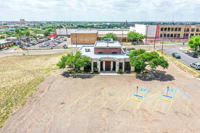More Photos Of 1900 Springfield Ave, Laredo Office For Sale