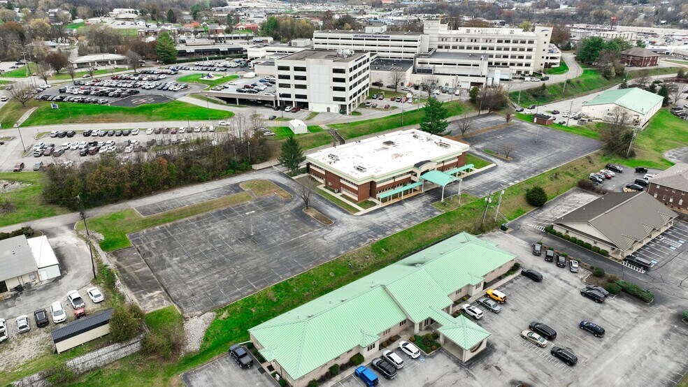 More Photos Of 340 Bogle St, Somerset Medical For Sale