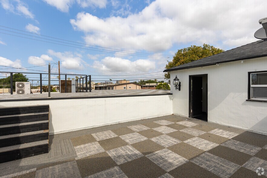 More Photos Of 619 S Prairie Ave, Inglewood Loft Creative Space For Lease