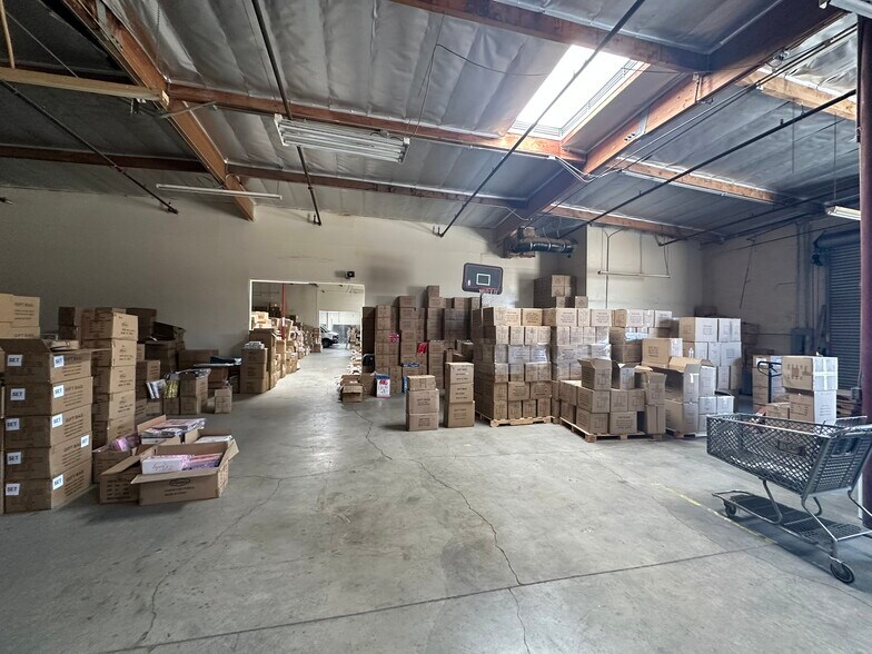 More Photos Of 1256 E 3rd St, Pomona Industrial For Sale