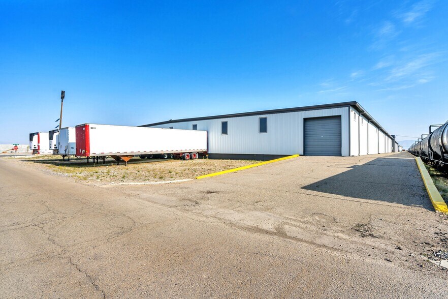 More Photos Of 55 Lodestone Way, Tooele Warehouse For Lease