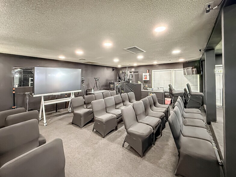 More Photos Of 1492 Sinaloa Rd, Simi Valley Religious Facility For Sale