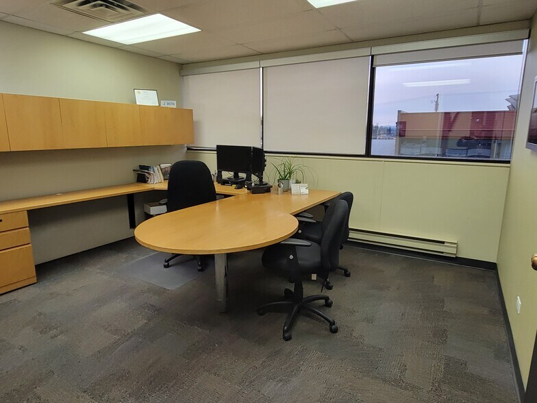 More Photos Of 1532 6th Av, Prince George Office For Lease