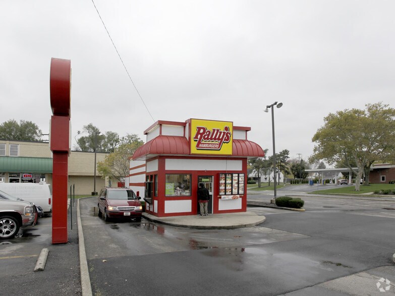 More Photos Of 3187 Cleveland Ave, Columbus Fast Food For Lease