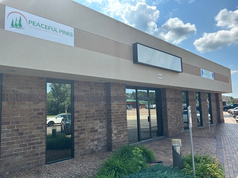 More Photos Of 1820 Post Rd, Plover Storefront Retail Office For Lease
