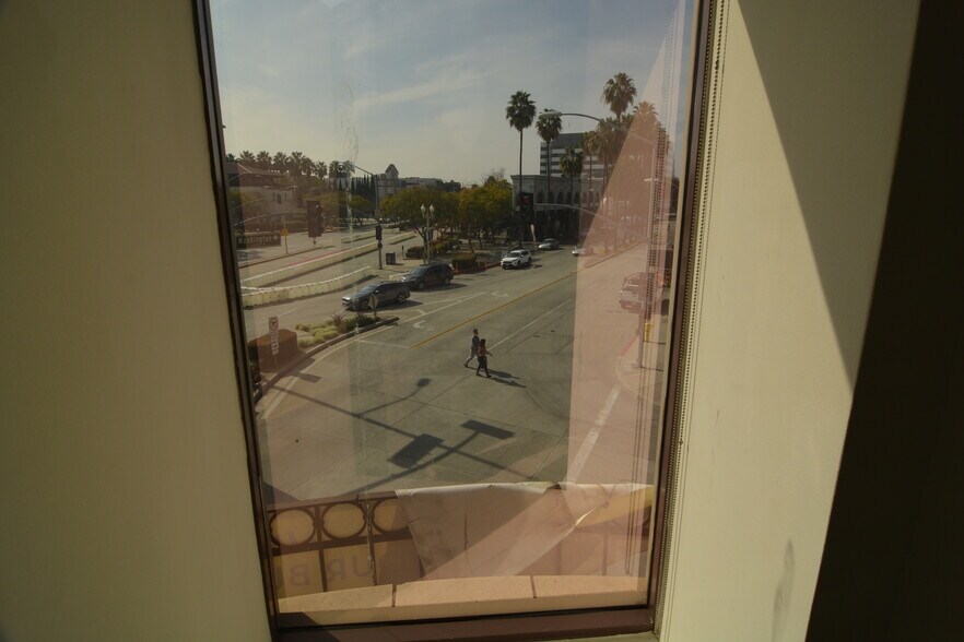 More Photos Of 9543 Culver Blvd, Culver City Loft Creative Space For Lease