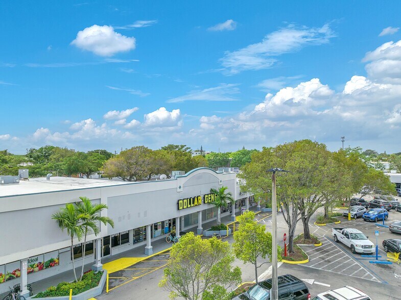 More Photos Of 904-1048 E Sample Rd, Pompano Beach Unknown For Lease