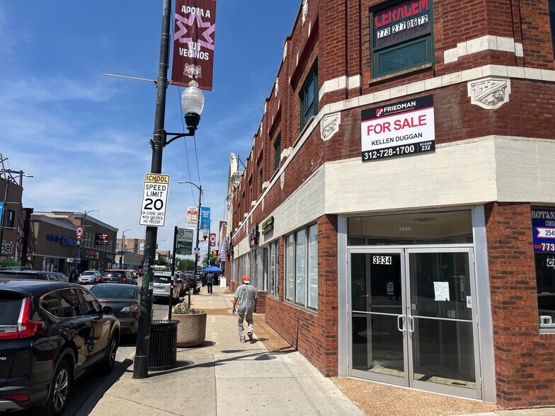 More Photos Of 3934-3946 W 26th St, Chicago Storefront Retail Office For Sale