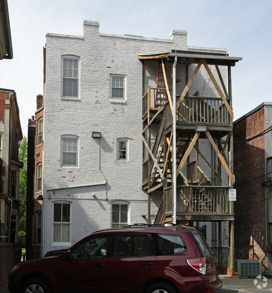 More Photos Of 408-410 W Franklin St, Richmond Office For Sale