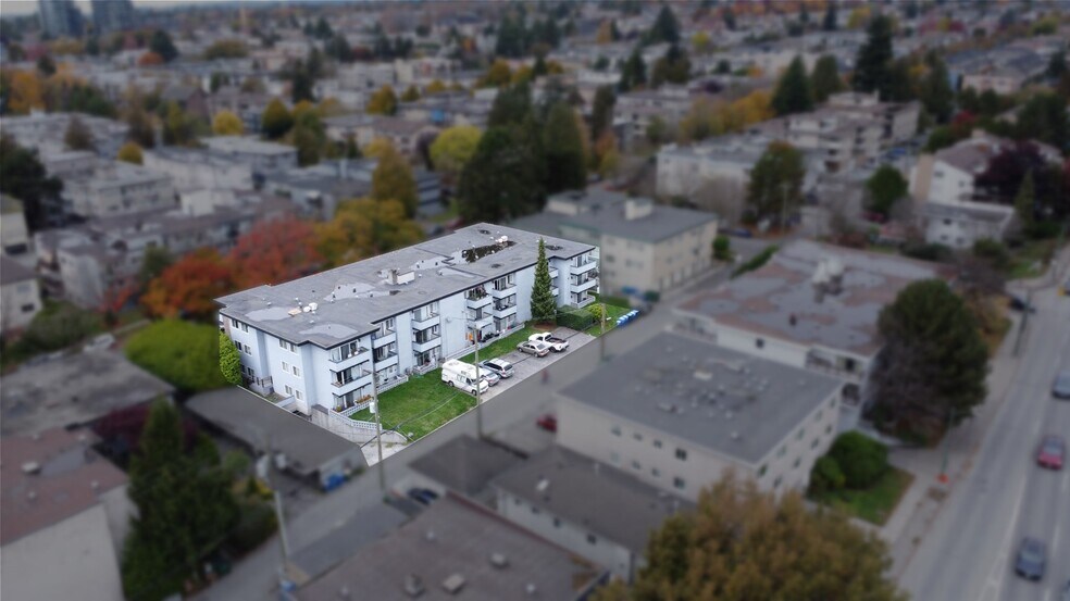 Primary Photo Of 8750 Osler St, Vancouver Apartments For Sale