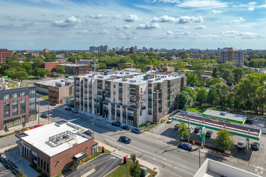More Photos Of 451 E Pershing Rd, Chicago Apartments For Lease